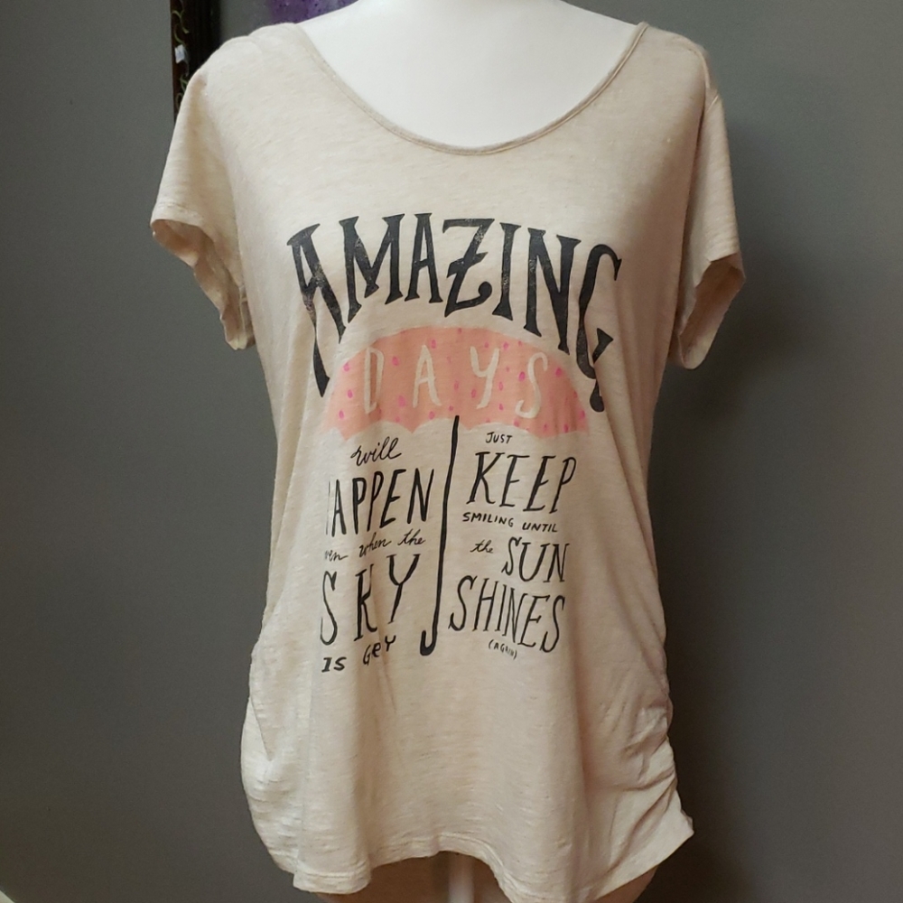 🎉HP🎉 Old Navy maternity shirt, size xl